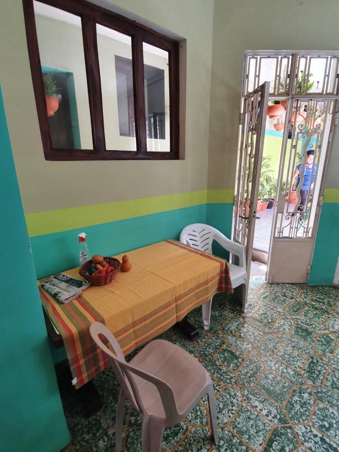 Hotel Kasa Kamelot Central Quetzaltenango Exterior foto